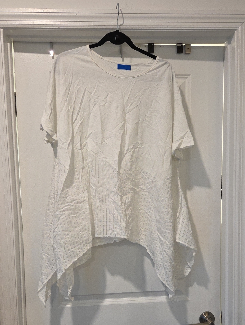 Women's White Asymmetrical Short Sleeve Tunic